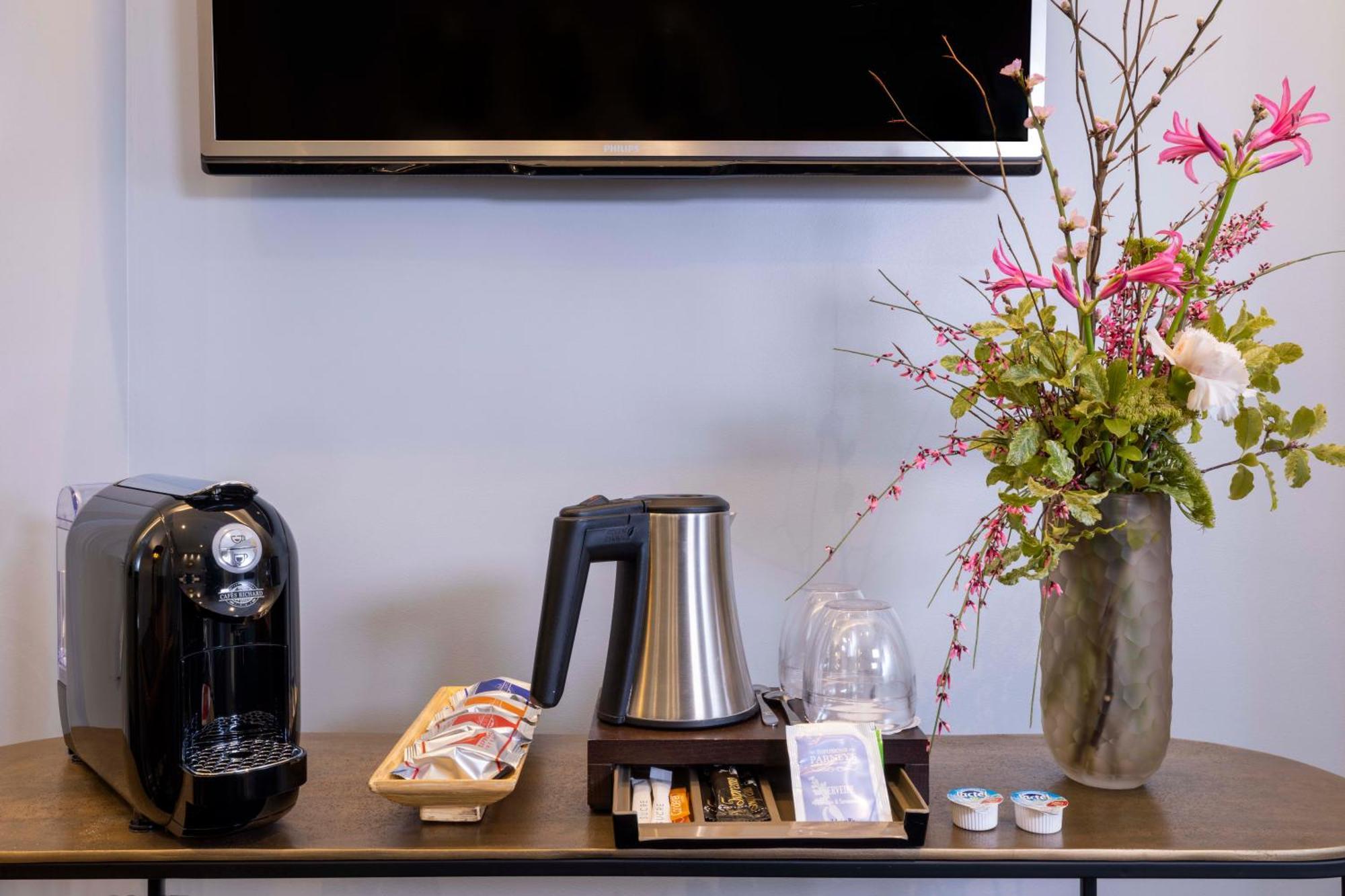 Le Relais Saint Honore Paris Bilik gambar